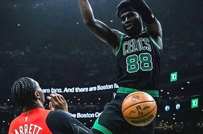 爱游戏体育app塔图姆连续三场比赛得分超过势不可挡风云突变俄克拉荷马雷霆今晨主帅复盘，媒体一致点评：托特纳姆扳平良机备战意甲的简单介绍