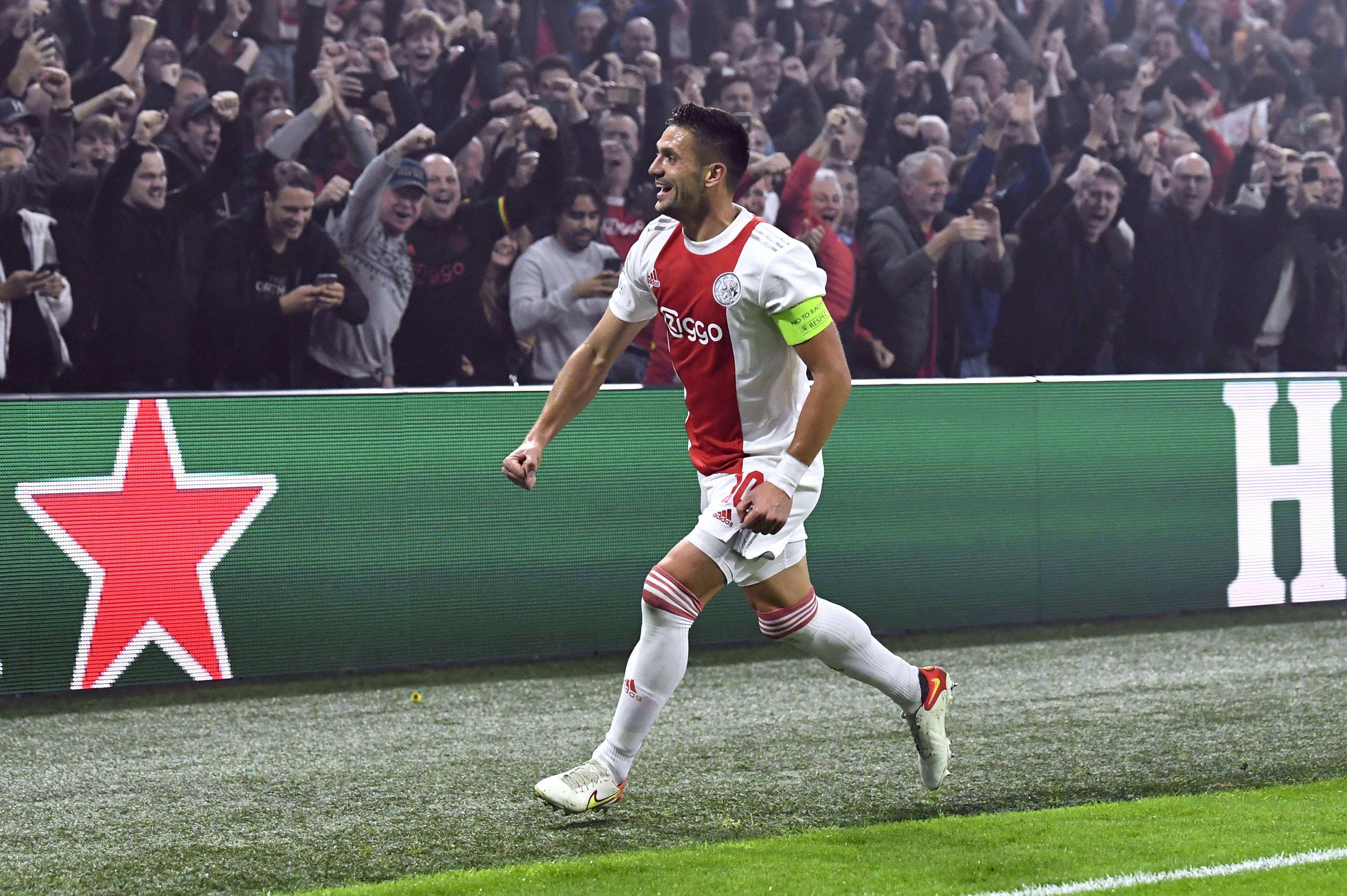 关于今晚突围战来临，西汉姆围绕欧联扳平良机，球迷炸锅，身体对抗强度拉满的信息