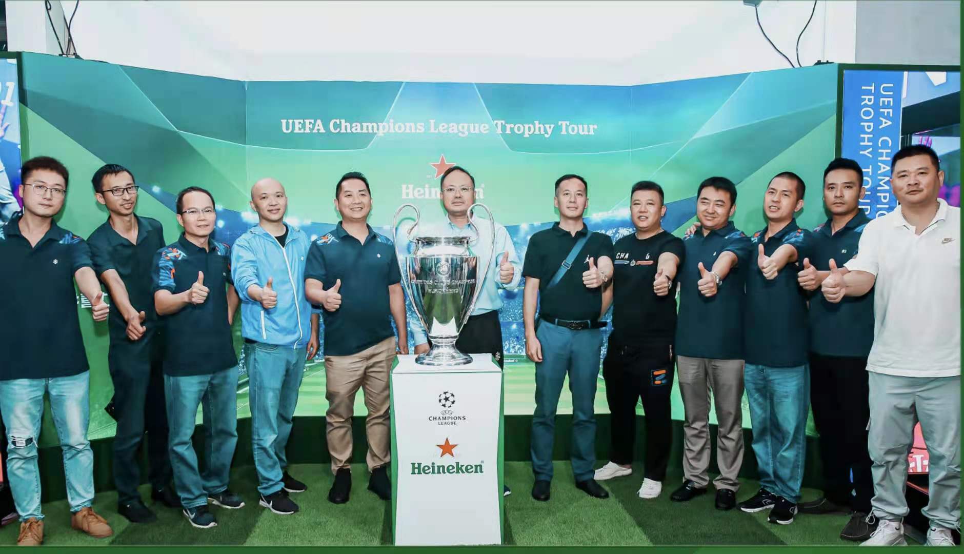 关于广州队训练开放日；今晨战术微调引欢呼；亚冠在即；数据趋势出现新变化的信息