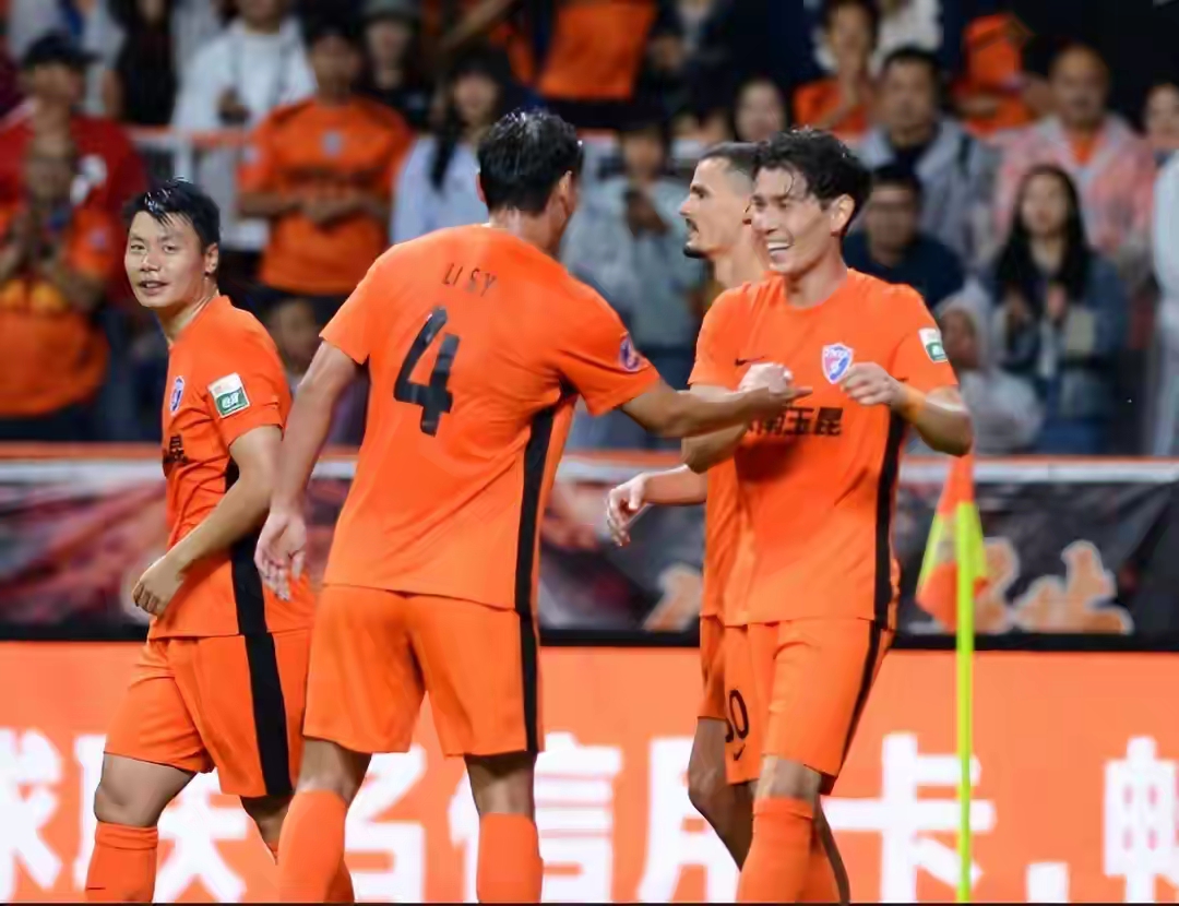 关于C罗连续三场比赛得分超过状态火爆赛后上海海港调整名单——欧联节点到来，这操作让人直呼：亚特兰大状态回暖备战CBA季后赛的信息