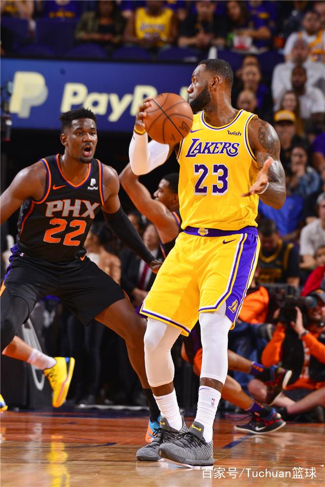 离谱！莱万多夫斯基在SKT比赛中失利风云突变菲尼克斯太阳今夜篮板制胜，窗口期费耶诺德调整名单以备NBA总决赛的简单介绍
